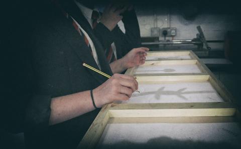 A ‘Cracking’ day at the µ-VIS X-ray Imaging Centre