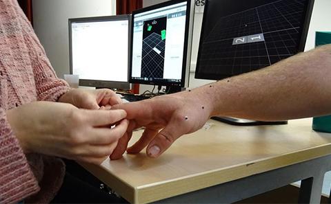 using motion capture to examine manual dexterity
