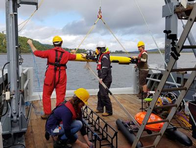 Deploying AUV GAVIA
