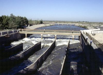 Offtake canal in Cenral Asia