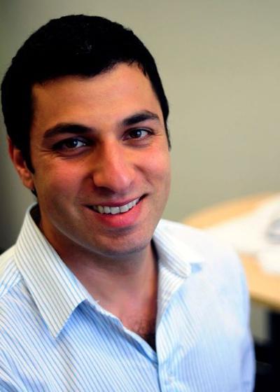 Portrait photo of Ali Tavassoli