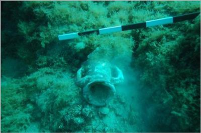 Amphora located during underwter survey work