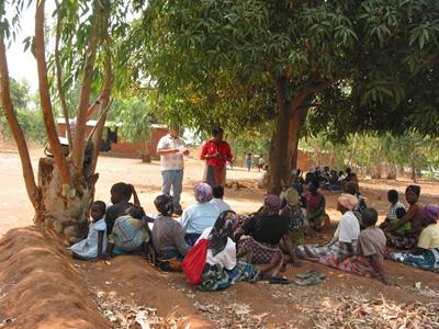 Participatory discussions about ecosystem services, Malawi
