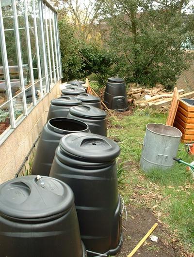 Natural aeration composting