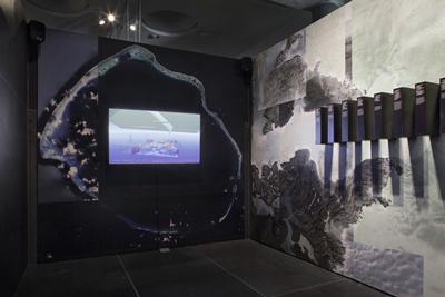 Sprawling Swamps by Femke Herregraven.