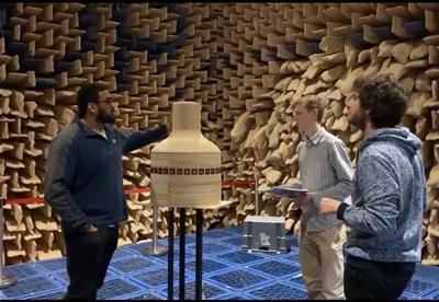 Cylindrical speaker array