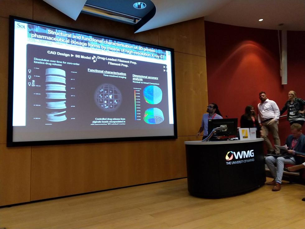 Orestis presenting his lightning talk