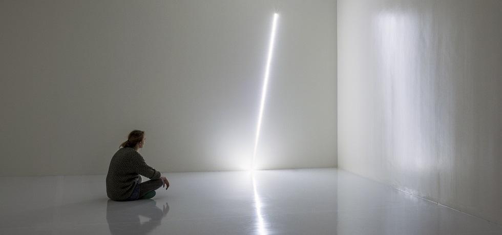 Haroon Mirza, Pavilion for Optimisation (2013), installation view, John Hansard Gallery
