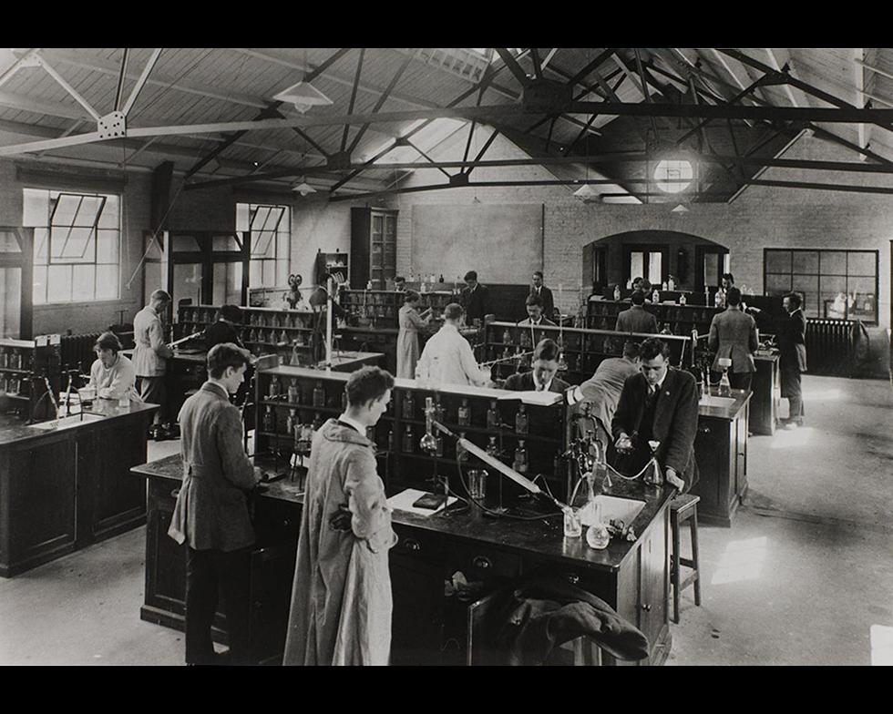 Laboratories: Laboratory work, 1920s