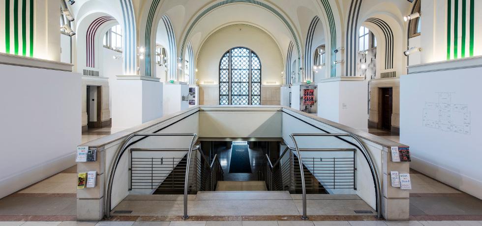 Buren Stripes at Southampton City Art Gallery © Thierry Bal 2016