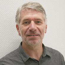 Thumbnail photo of Professor Justin Sheffield