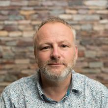 Thumbnail photo of Prof Craig Hutton