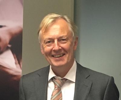 Thumbnail photo of Professor Anthony Kelly