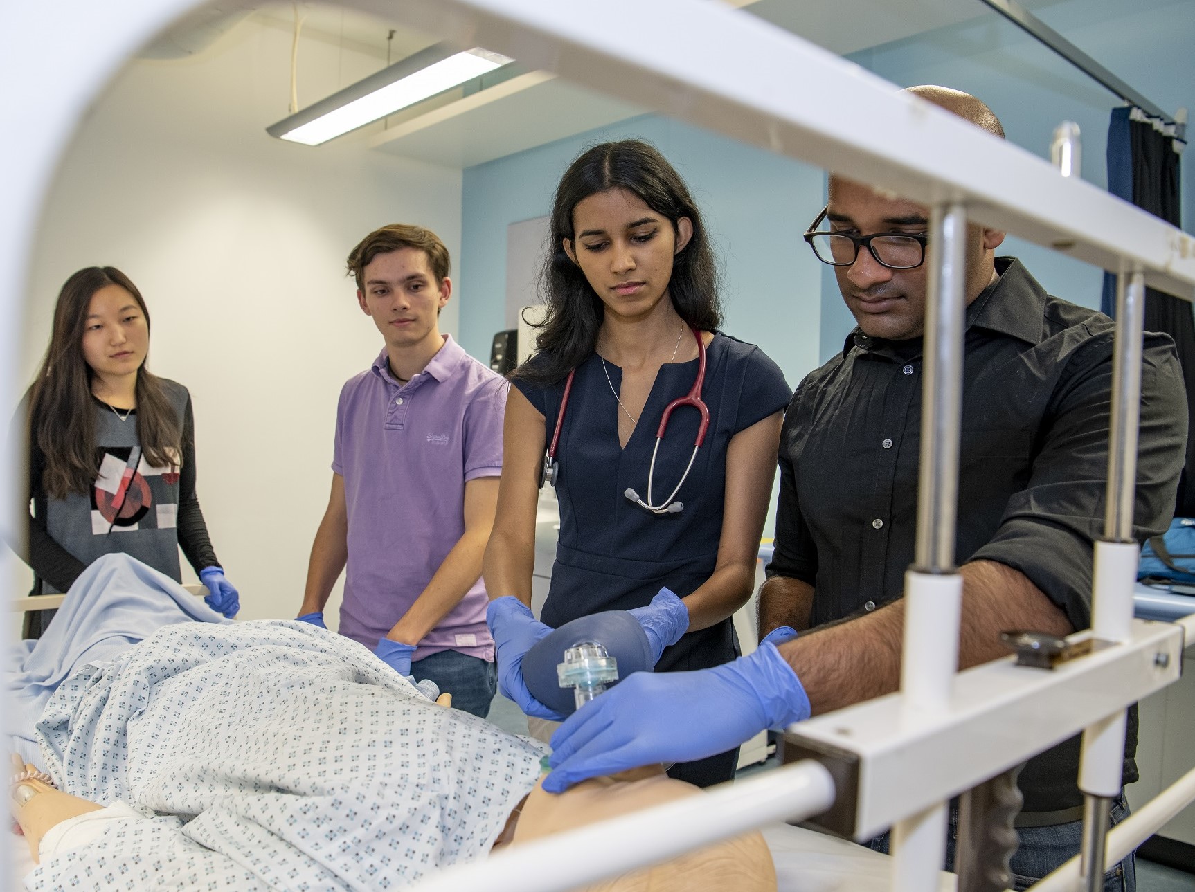students practising with dummy 