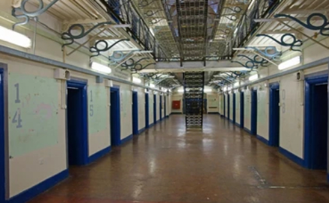 Indeterminate imprisonment of dangerous offenders