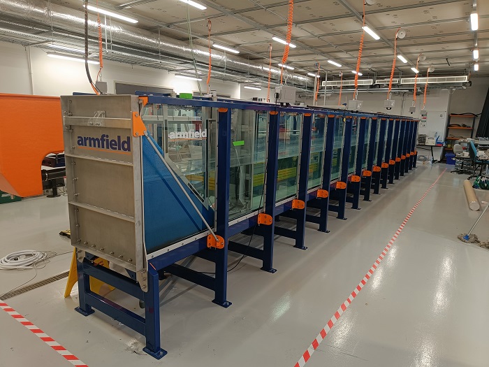 Armfield wave tank with HR Wallingford S60 wavemaker