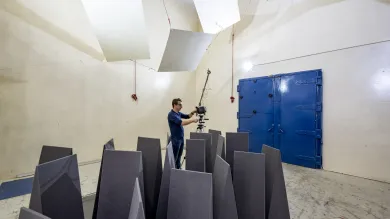 Reverberation chamber