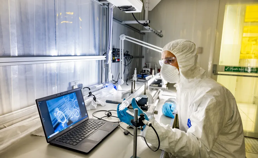 A man with microstructured fibre core stacking 