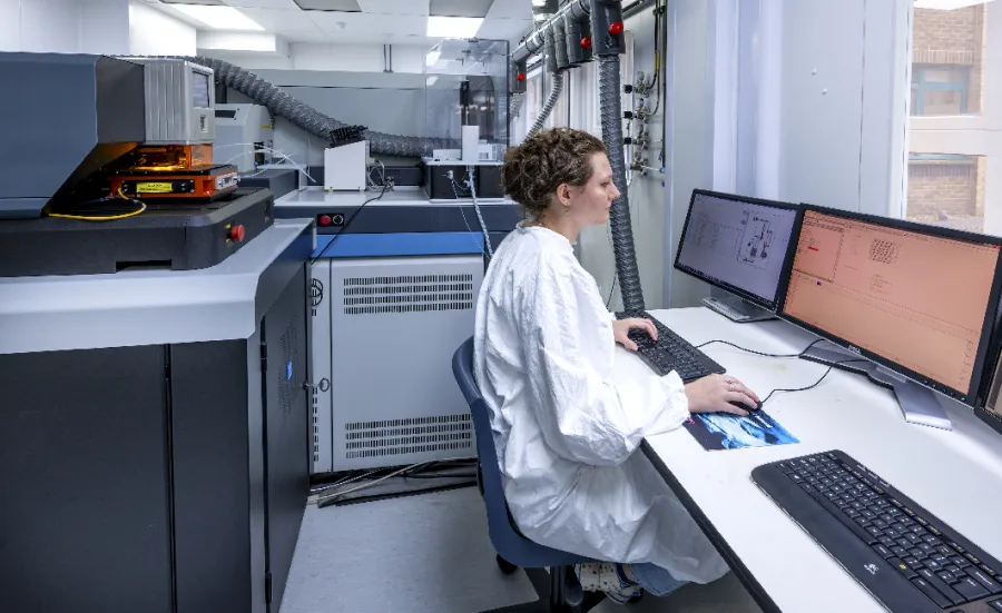 High-sensitivity isotope analysis by MC-ICPMS