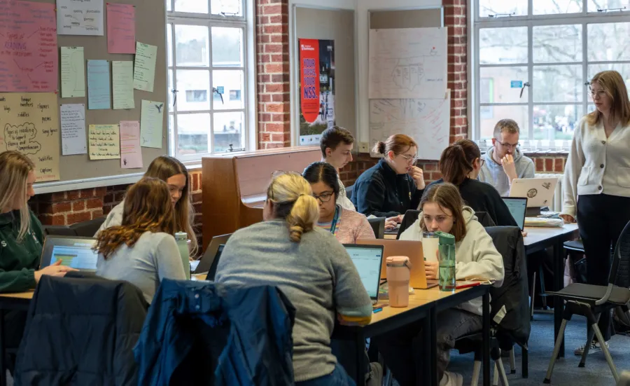 PGCE students working on tablets in a university based discussion session.