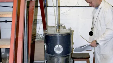 Air-sand erosion rig