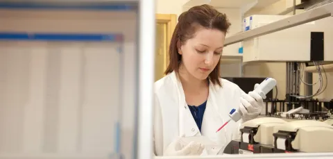 Medicine research student