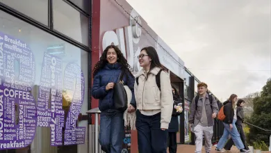 Students walking outside the SUSU building.