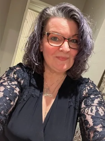 Ms Francesca Lambert