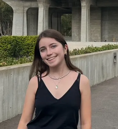 Ms Liesl  van de Vyver Blackman