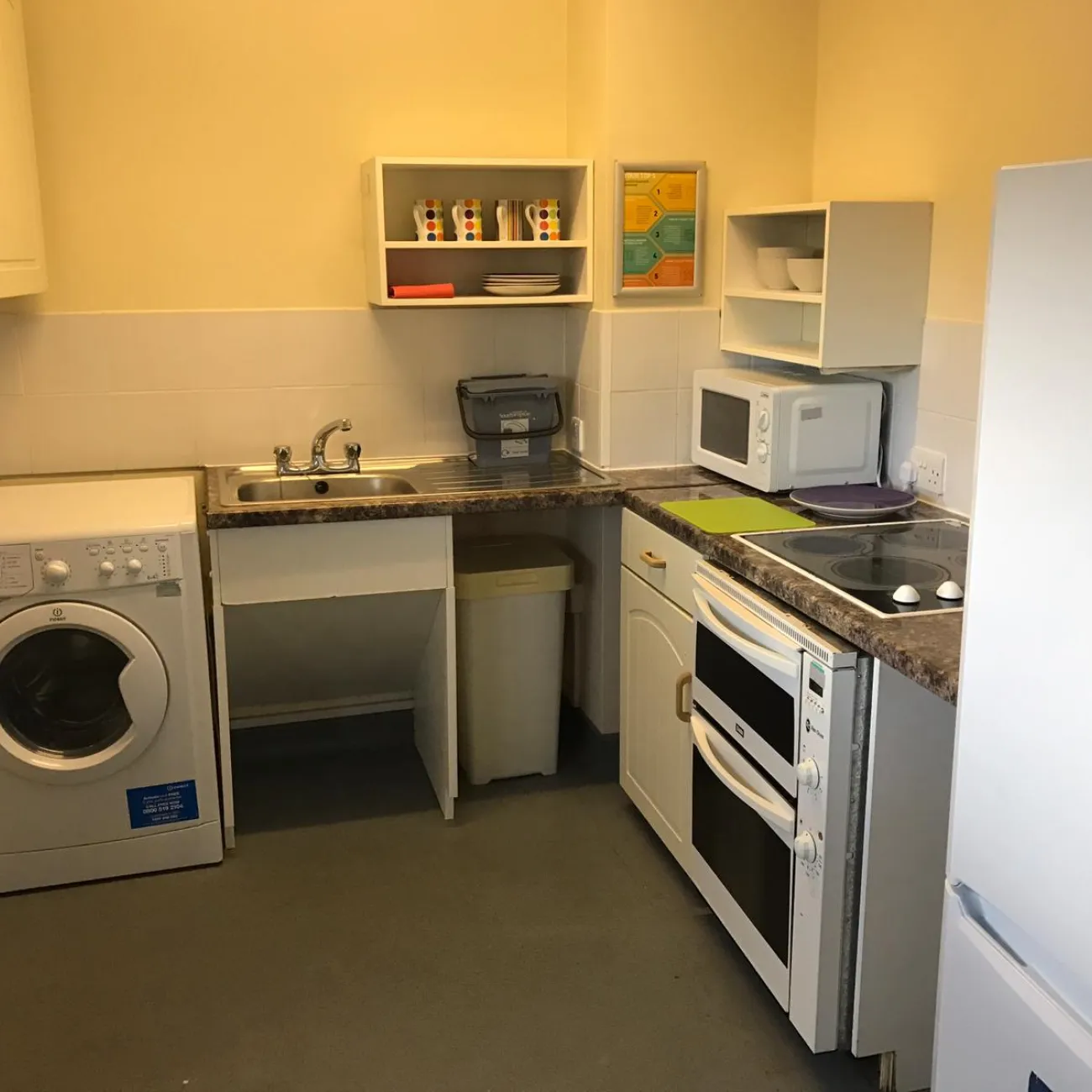A kitchen in a 1 bed flat in Glen Eyre Hall