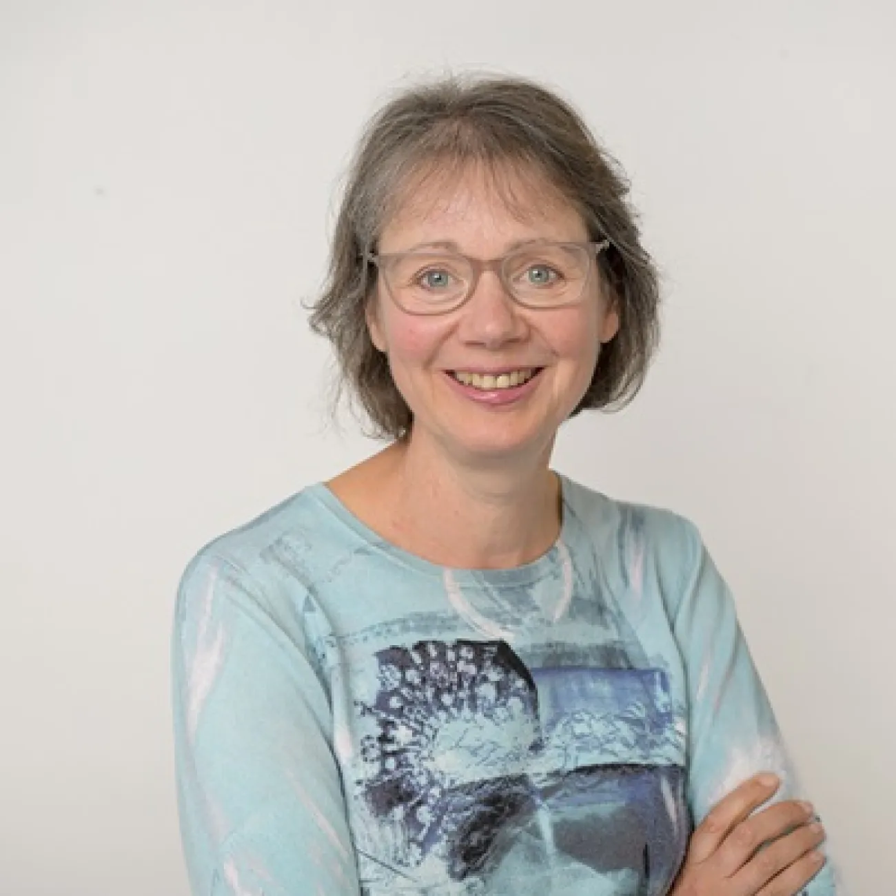 Mrs Angela Cree