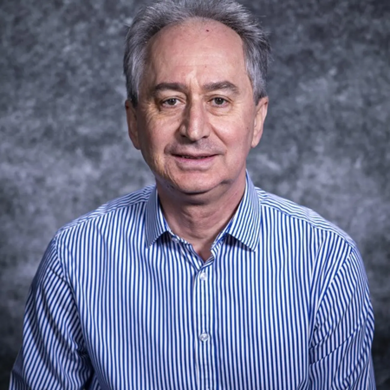 Mr Adrian Nicolescu