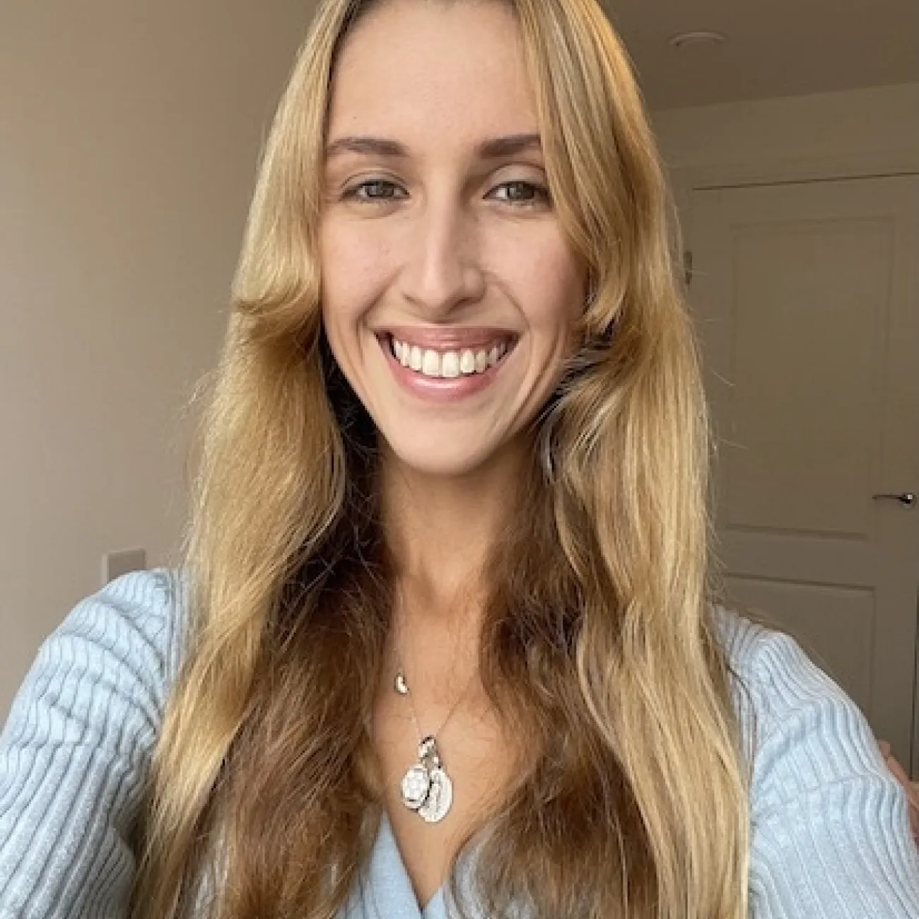 Miss Begona Roman Martinez