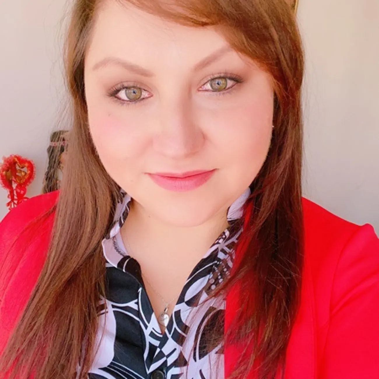 Miss Fabiola Aparicio