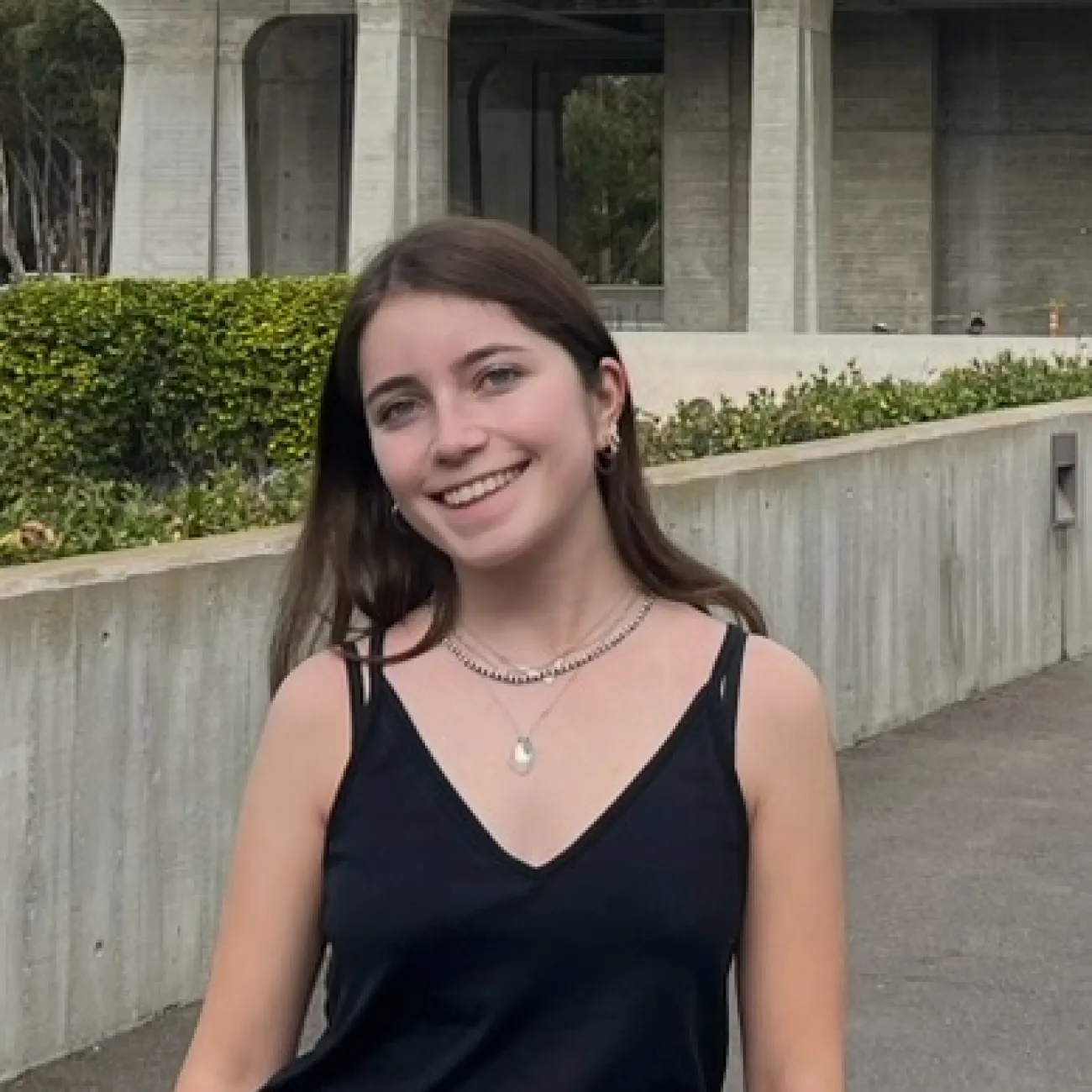 Ms Liesl  van de Vyver Blackman