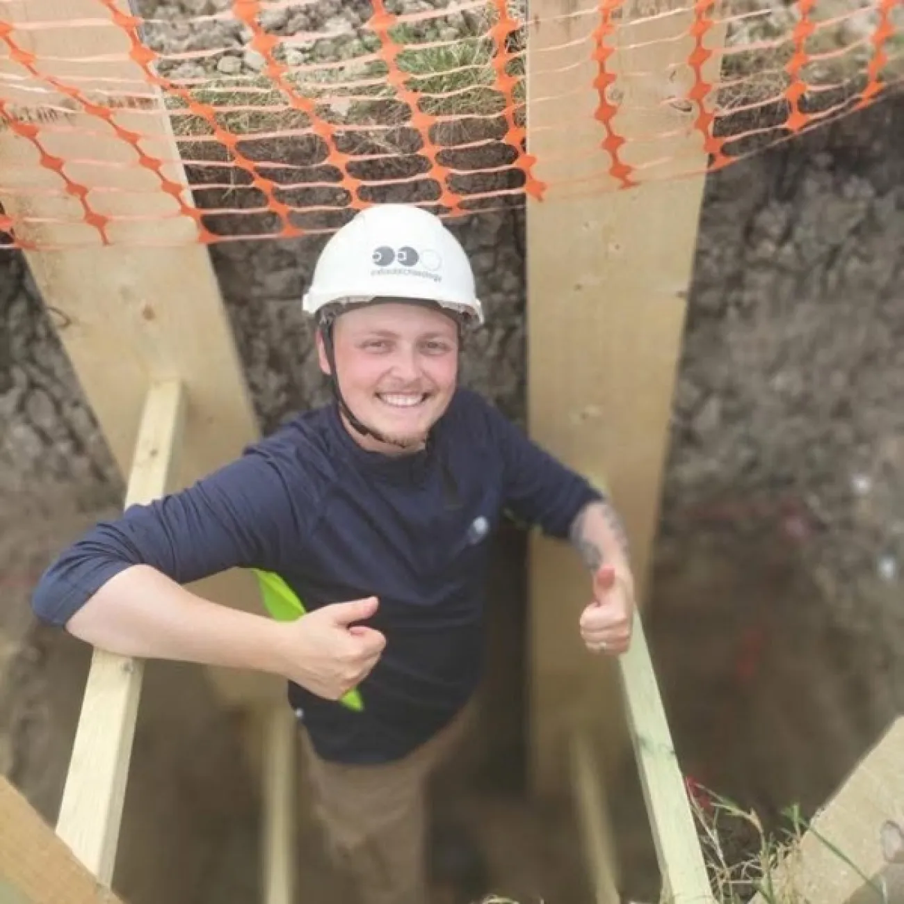 Mr Tommie Bloomfield