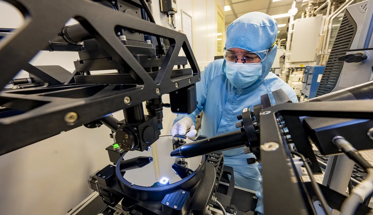 A man in front of M2000 Spectroscopic Ellipsometer