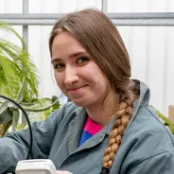 Head and shoulders portrait image of Lucia Sanchez-Espin smiling at the camera.